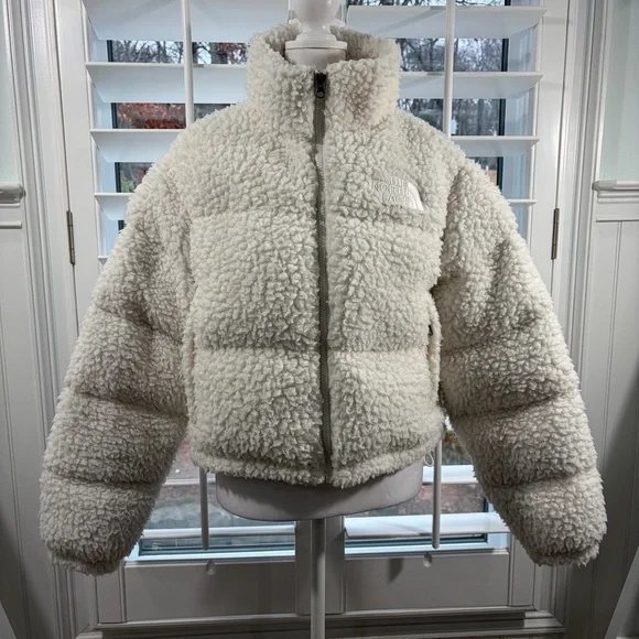 The North Face Nuptse White Gardenia Down Jacket - Picture 5 of 16